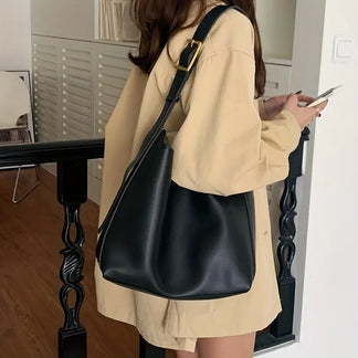 Céleste | Elegant Leather Handbag